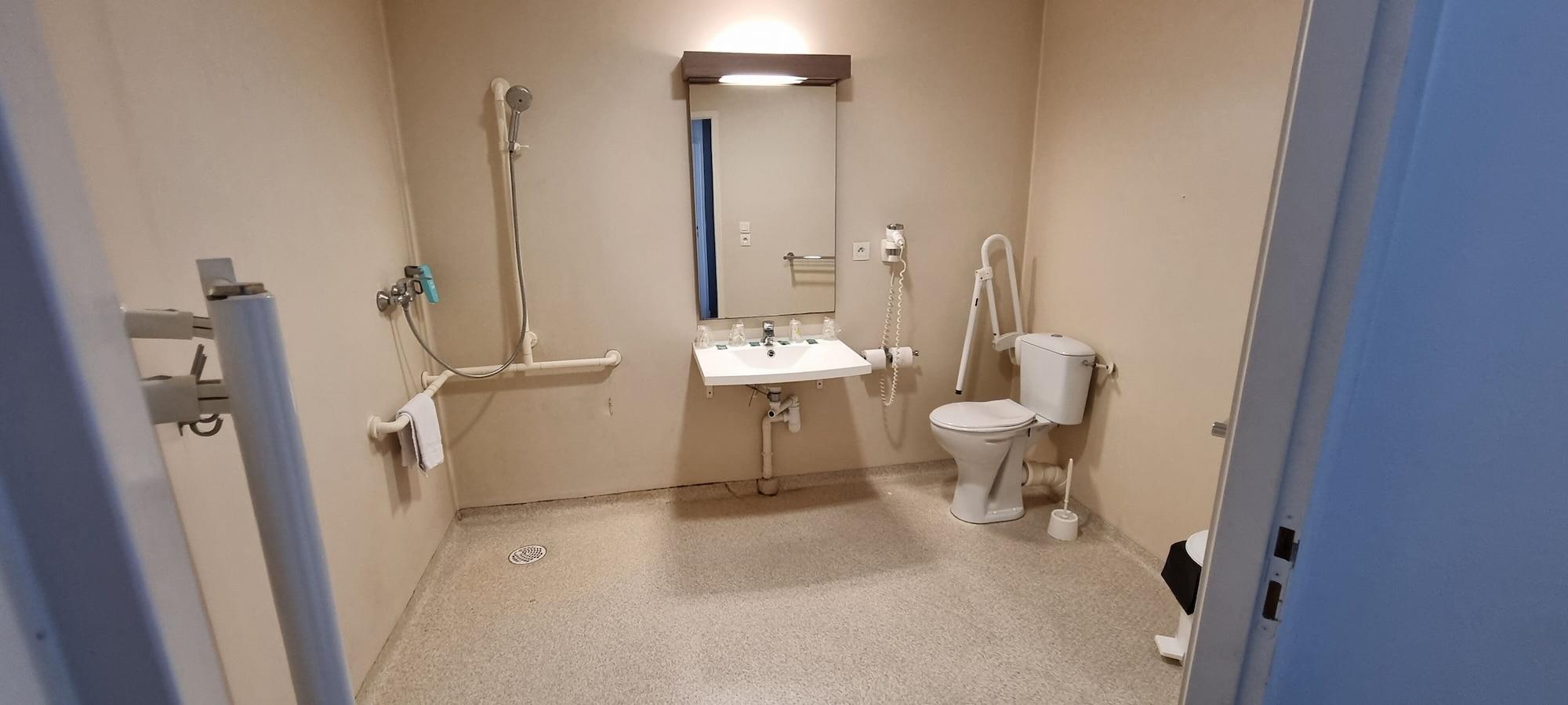 Appart'City Confort Le Mans Centre Zewnętrze zdjęcie