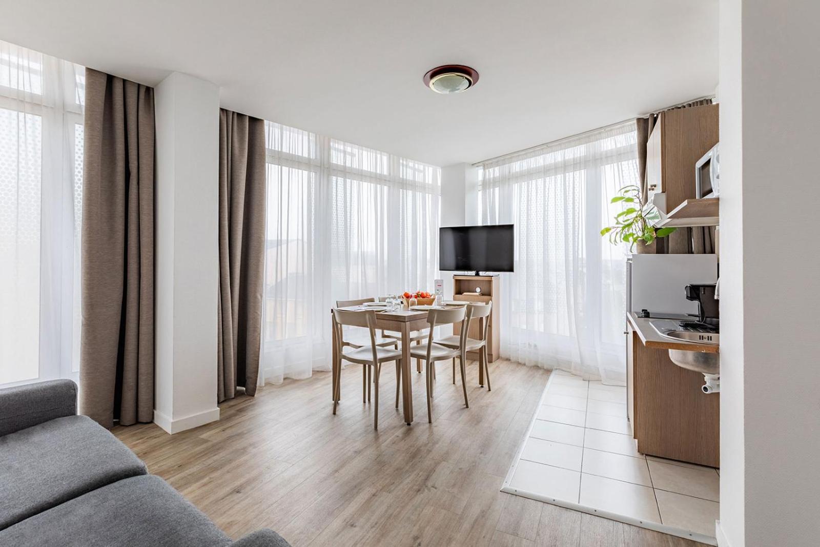 Appart'City Confort Le Mans Centre Zewnętrze zdjęcie